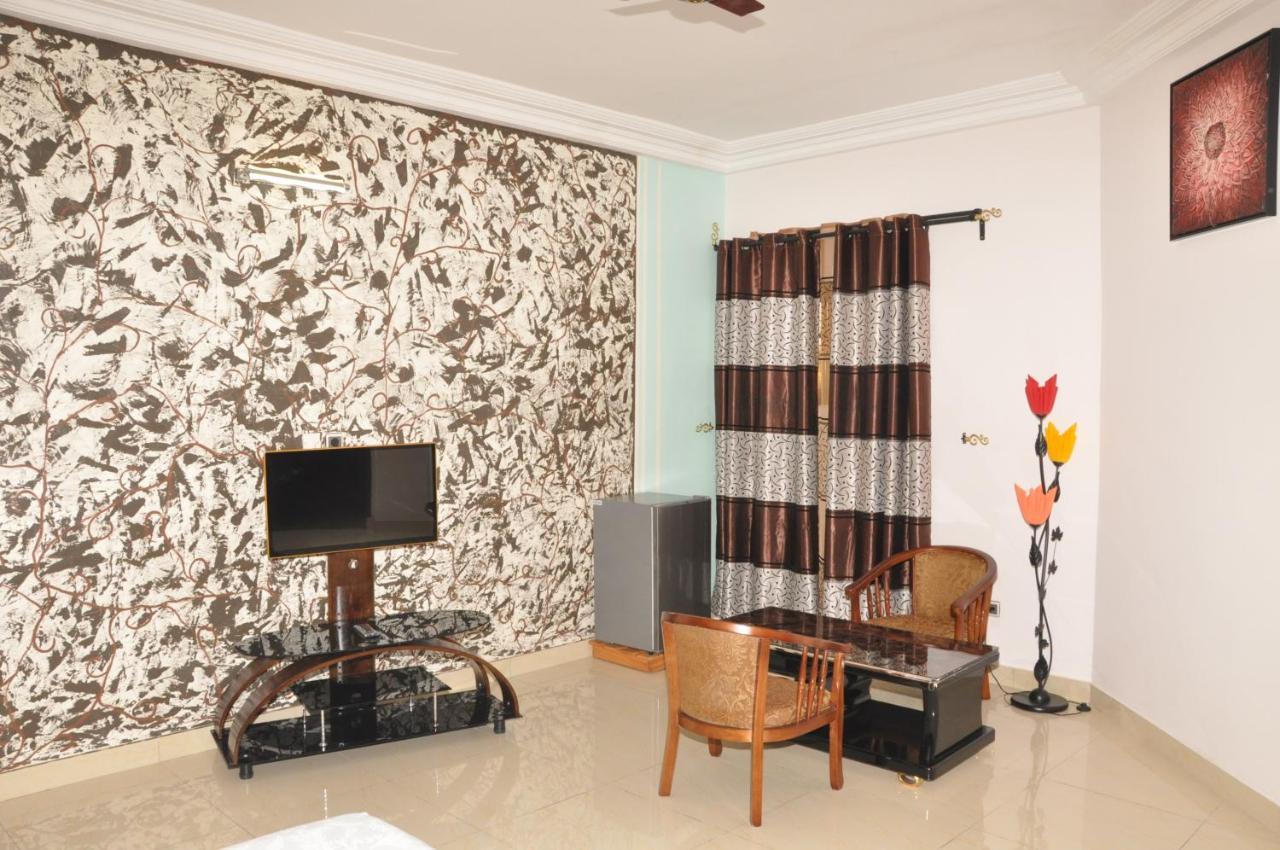 Diamond Hotel Cotonou Exterior photo